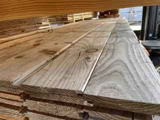 Ca. 84x Douglas Wisselsponning/Halfhoutsrabat, 18x190mm, lengte 500cm